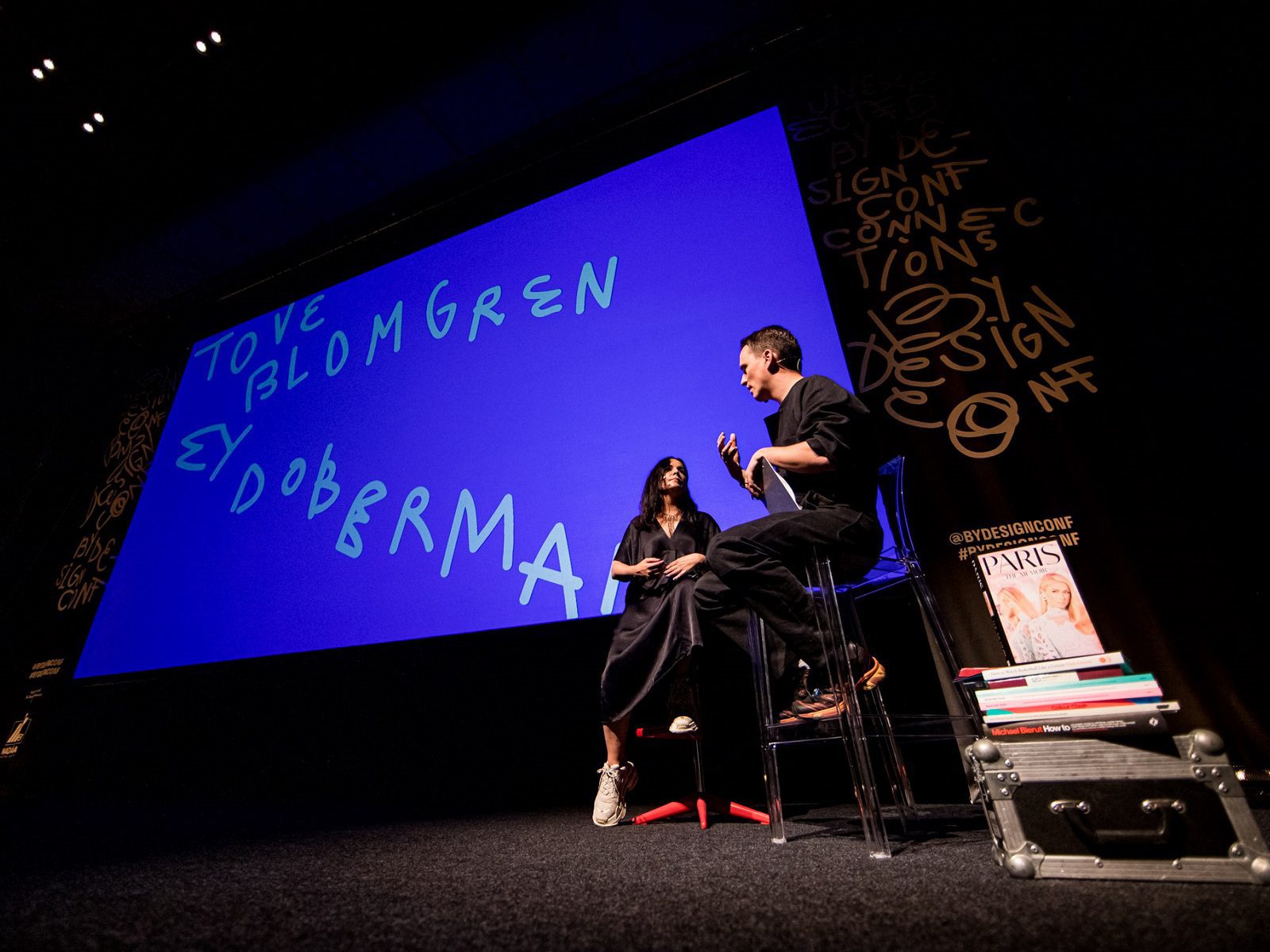 By Design_conference_2023_Hurricane_projekcne platno_videoprojektor_ozvucenie_tlmocenie_DPOH