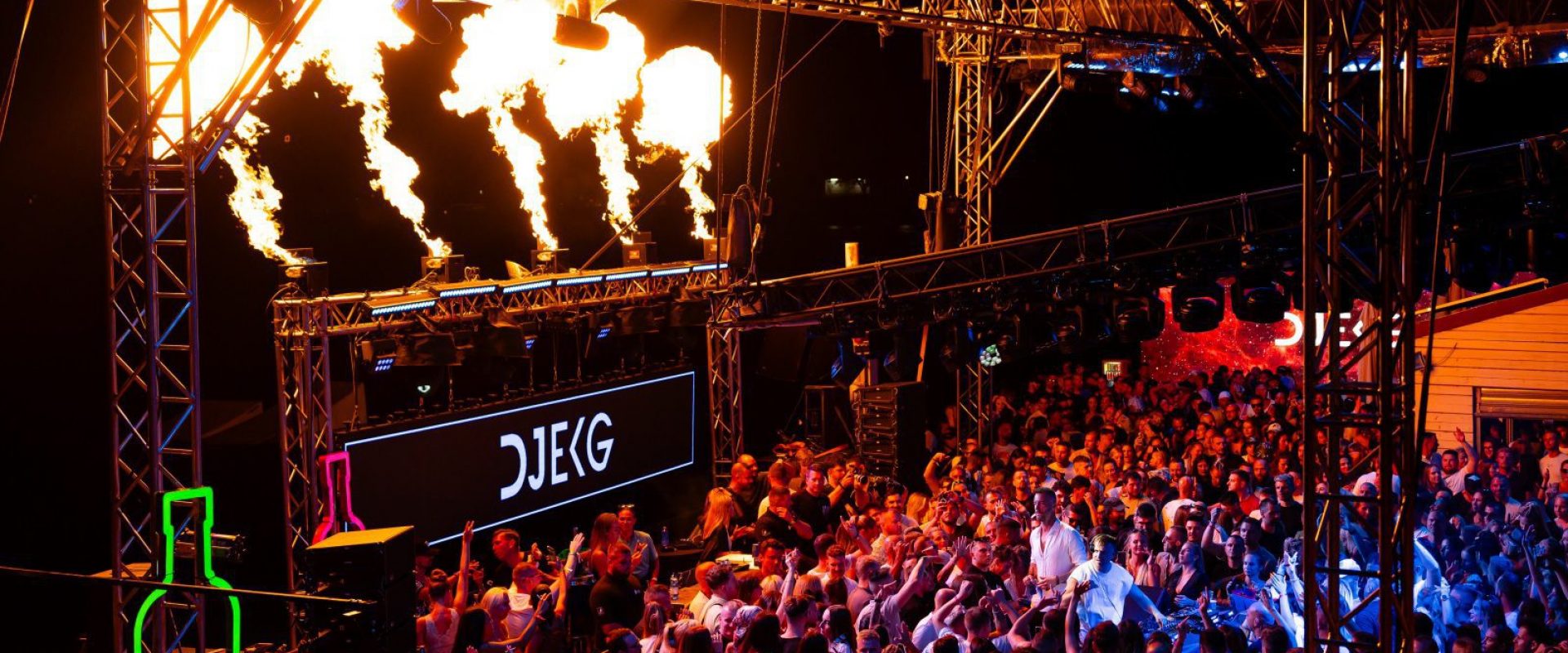 Hurricane_DJ EKG_Wakelake_groundsupport_ozvucenie_osvetlenie_led obrazovky_technicke zabezpecenie Hurricane_DJ EKG_Wakelake_groundsupport_ozvucenie_osvetlenie_led obrazovky_technicke zabezpecenie